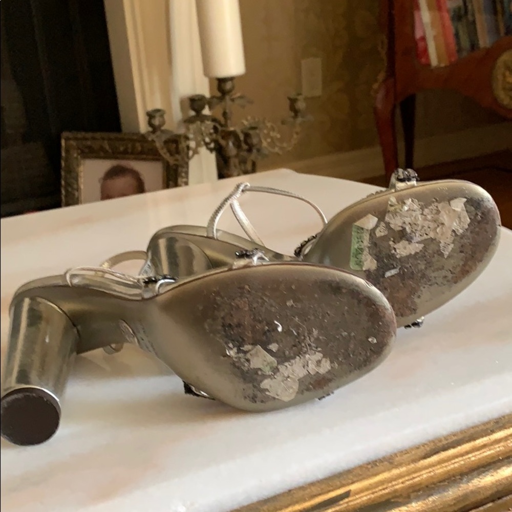Shoes - Picture 3 of 4